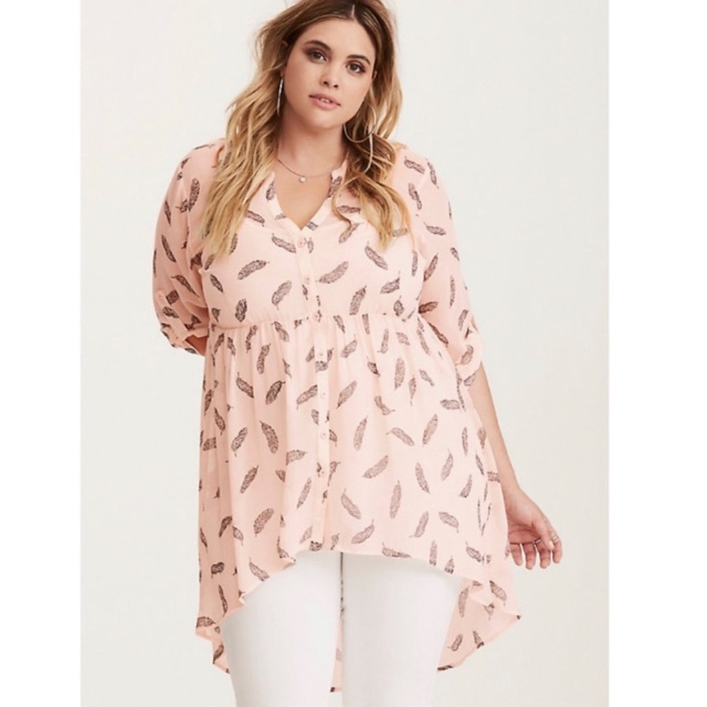 Torrid Blush Pink Feather Print Chiffon Hi-Lo Top